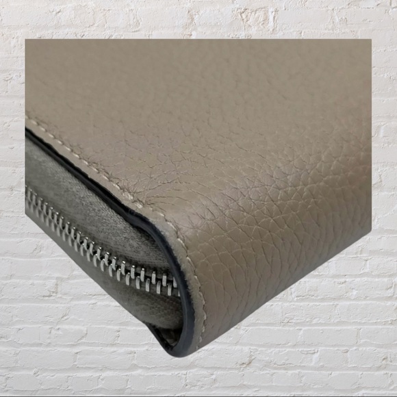 Celine Large Zipped Wallet - Picture 7 of 9